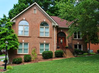 5601 Regatta Blvd, Hermitage, TN 37076