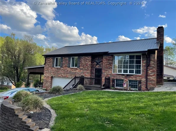 102 Ridgeview Dr, Scott Depot, WV 25560