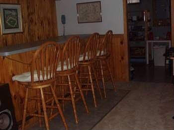 2nd image of 13 Vintner Pl