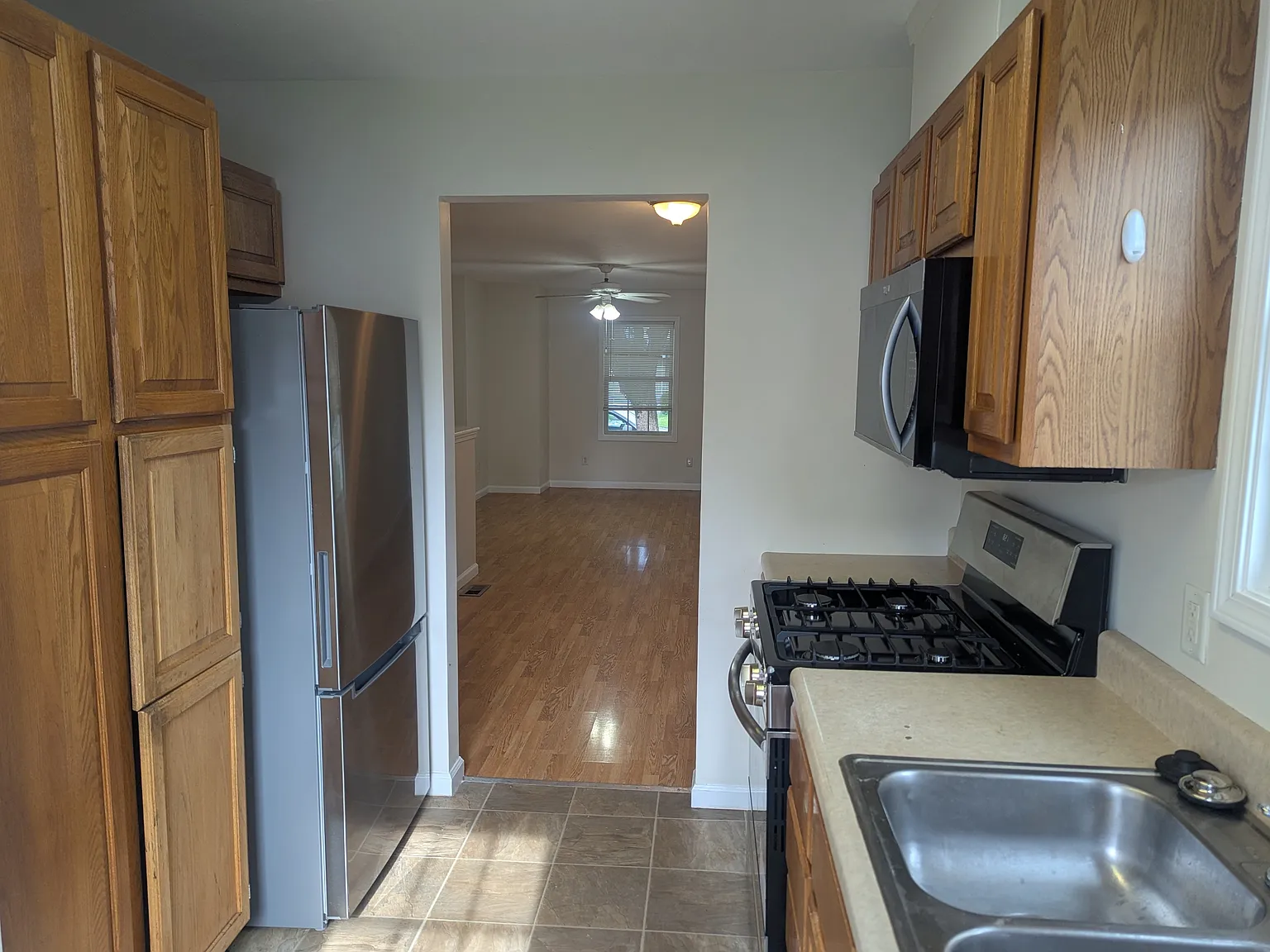 1512 Montgomery Street - Unit 1 — Photo 4