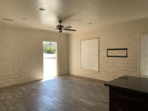 4th image of 8531 Winter Gardens Blvd #1