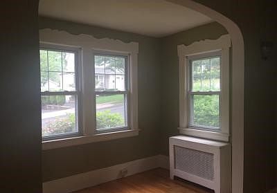 5th image of 538 Kenwood Pl