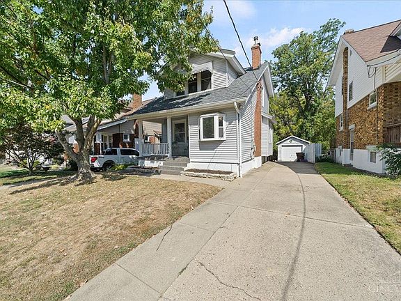3rd image of 2428 Lysle Ln