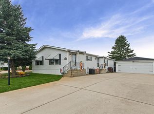 22730 S Ridge Ln, Frankfort, IL 60423