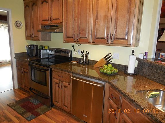 4th image of 1100 Christina Dr