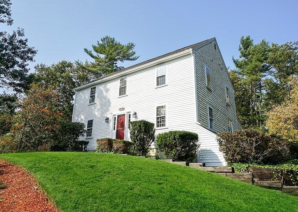 1st image of 70 Stoney Point Dr
