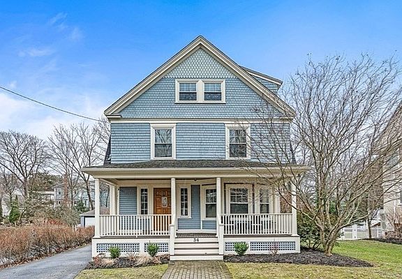 3rd image of 34 Glen Rd