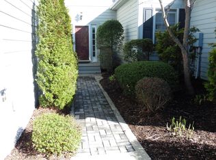 11 Holiday Dr, Arden, NC 28704