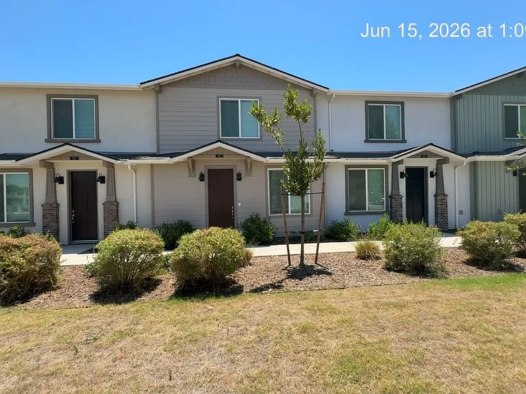 505 S Summit St #101-104 — Photo 1