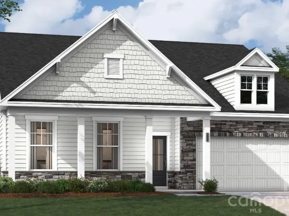 1084 Arundle Rd, Sherrills Ford, NC 28673