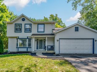 1041 W Palatine Rd, Palatine, IL 60067