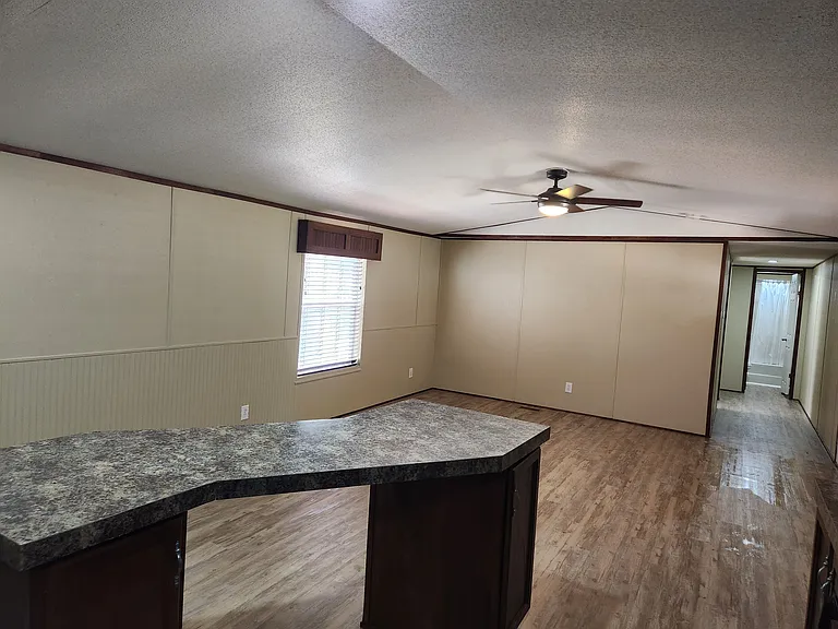 110 Chuparrosa Ln — Photo 9