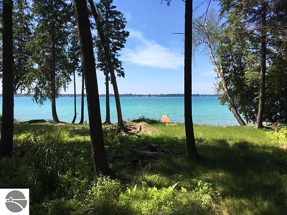 2nd image of 10358 E Elk Lake Dr