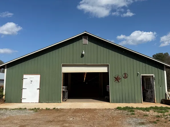 1182 Crawfords Ferry Rd, Hartwell, GA 30643