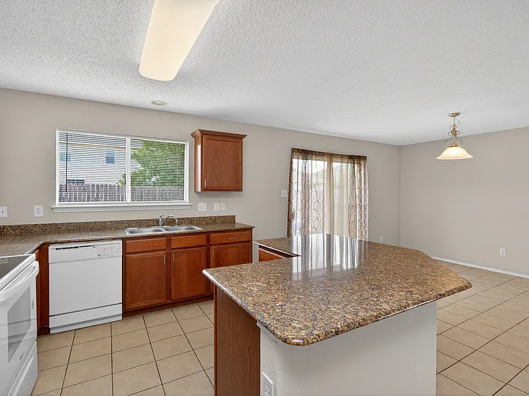 361 Blairwood Dr — Photo 6
