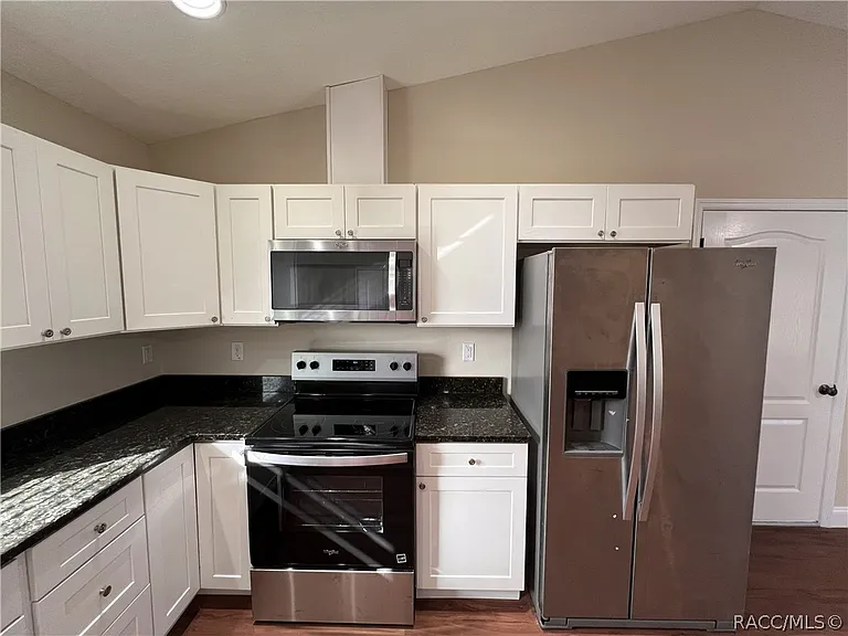 2223 County Road 445 — Photo 6