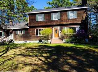10 Durham Rd, Freeport, ME 04032