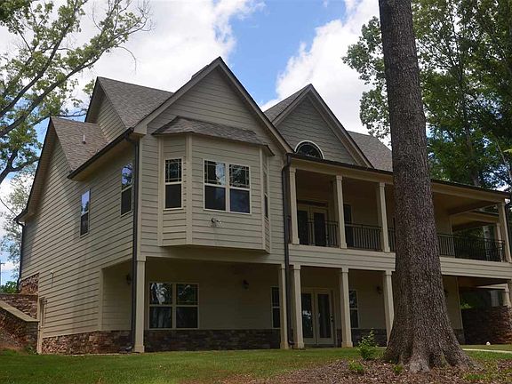 3rd image of 142 Lakeview Dr