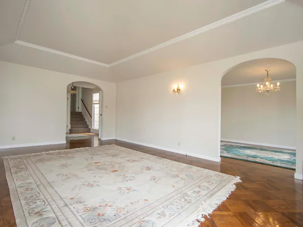 1225 Sloat Blvd, San Francisco, CA 94132