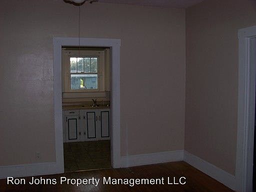 1st image of 603 W Cherry St