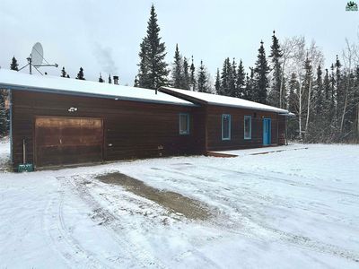 3882 Ejay Ln, North Pole, AK, 99705