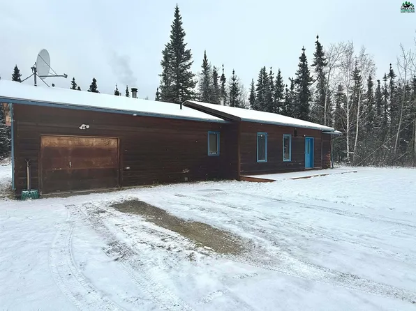 3882 Ejay Ln, North Pole, AK 99705