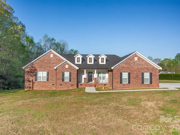 540 New Salem Rd #10-11, Statesville, NC 28625