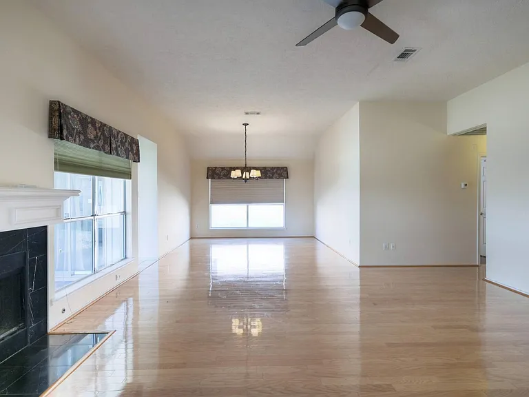 1226 Berrystone Trl — Photo 6