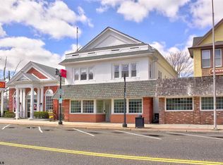 205 Philadelphia Ave, Egg Harbor City, NJ