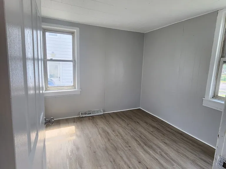 780 W Main St — Photo 7