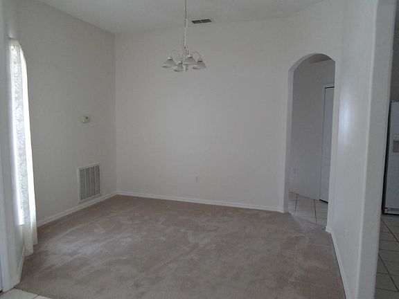 3rd image of 103 Jubilee Cir