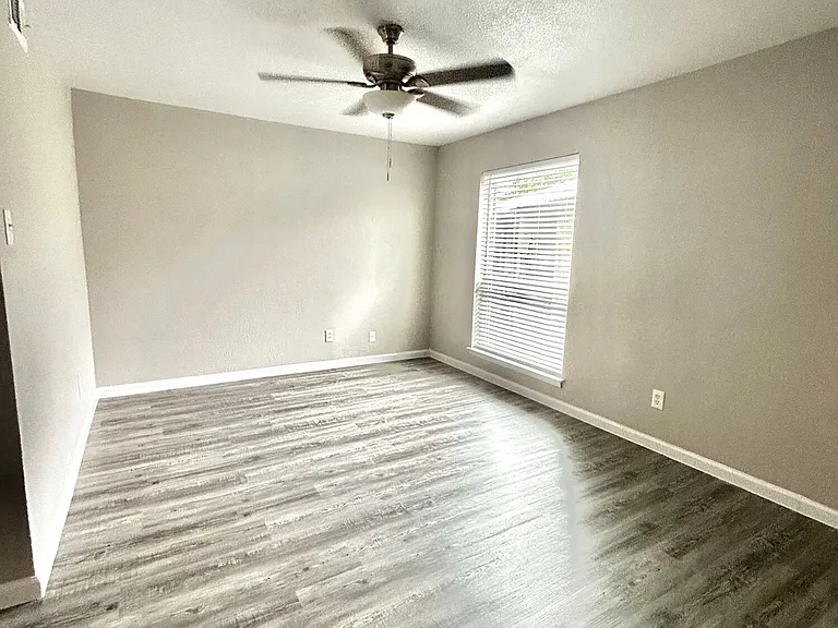 Athena Garden Apartments — Photo 46