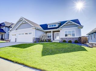 802 Ronald Overlook, Waunakee, WI 53597