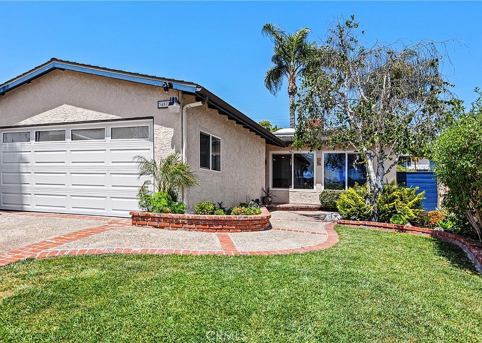 1st image of 34572 Calle Naranja
