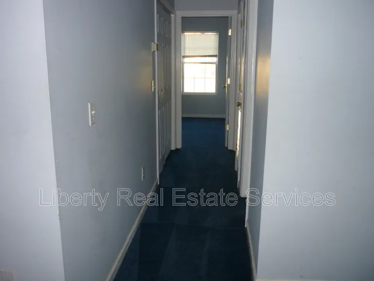133 Rolland St #22 — Photo 10