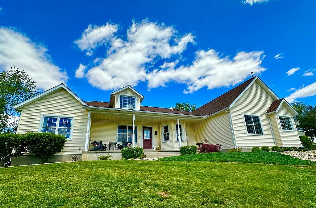 487 Fox Hill Dr, Chillicothe, OH 45601 | Zillow