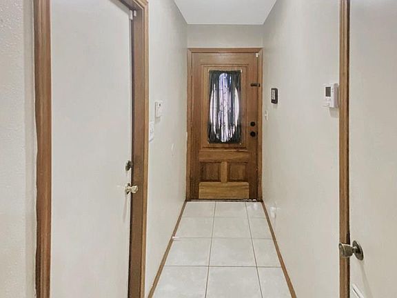 5th image of 483 Whalen Rd
