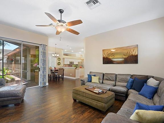 5th image of 2073 Wembley Pl