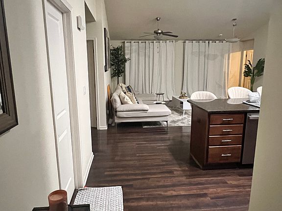 5th image of 4614 E Valdez Dr