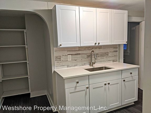 2nd image of 1176 Sanford St #2