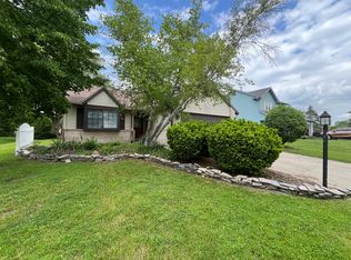 10830 Mistflower Ln, Fort Wayne, IN 46804