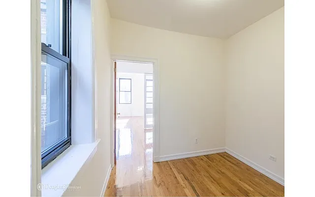 Rented by Douglas Elliman | media 23