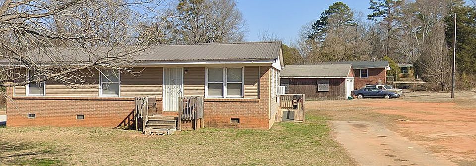 1st image of 2 Julian Bond Ln
