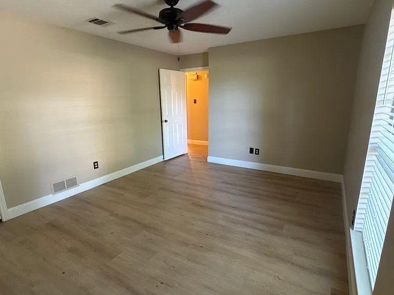 909 Villa Siete — Photo 13