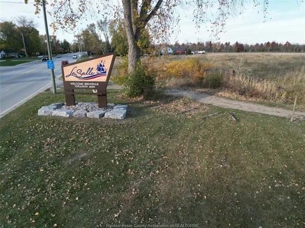 3063 Front Rd, Lasalle, ON N9J 1Z5