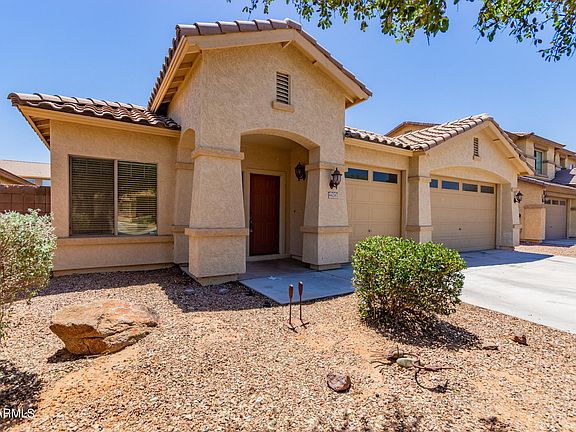 2nd image of 44247 W Canyon Creek Dr