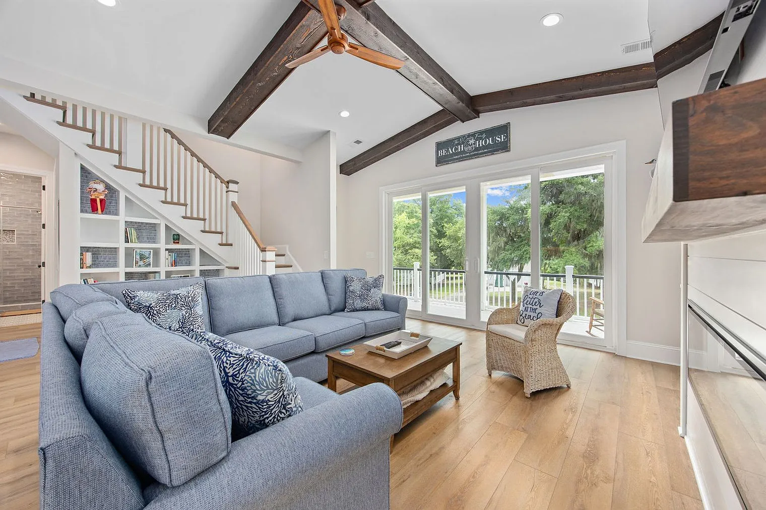 5 bed, 4.0 bath, 3239 sqft, $15,175 — Photo 1