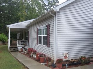 110 Duck Pond Ln, Boones Mill, VA 24065