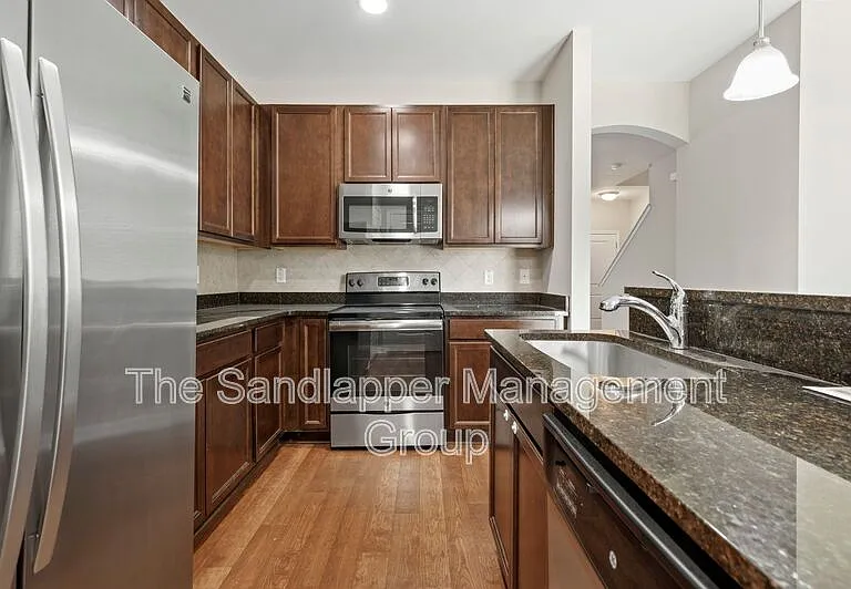 1034 Lexi Ct — Photo 6