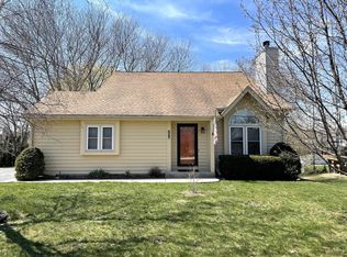 527 High St, Pewaukee, WI 53072